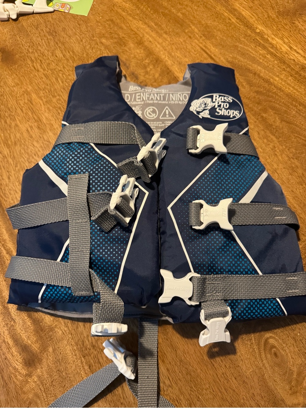 Bass Pro Shops Gray Child Life Jacket Interior Label